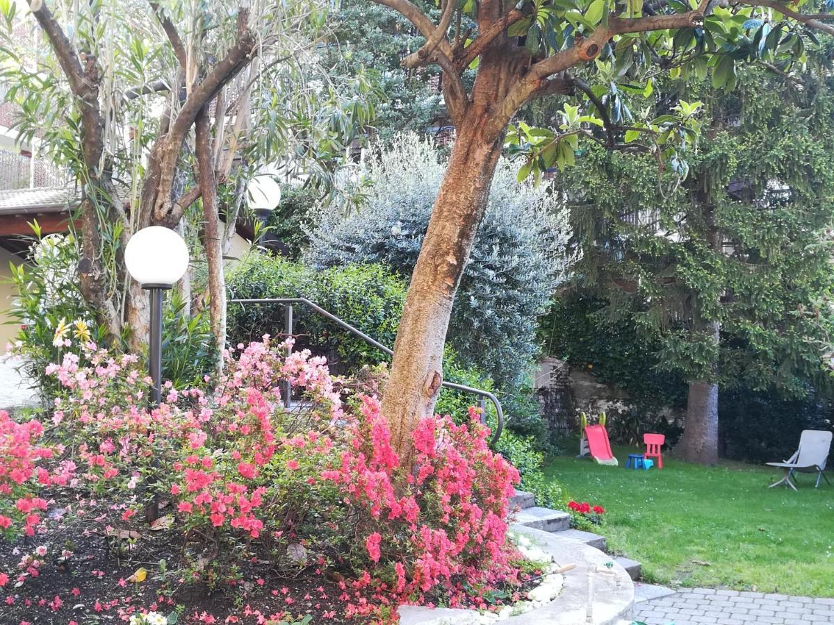 Hotel Quarcino Como Exterior foto